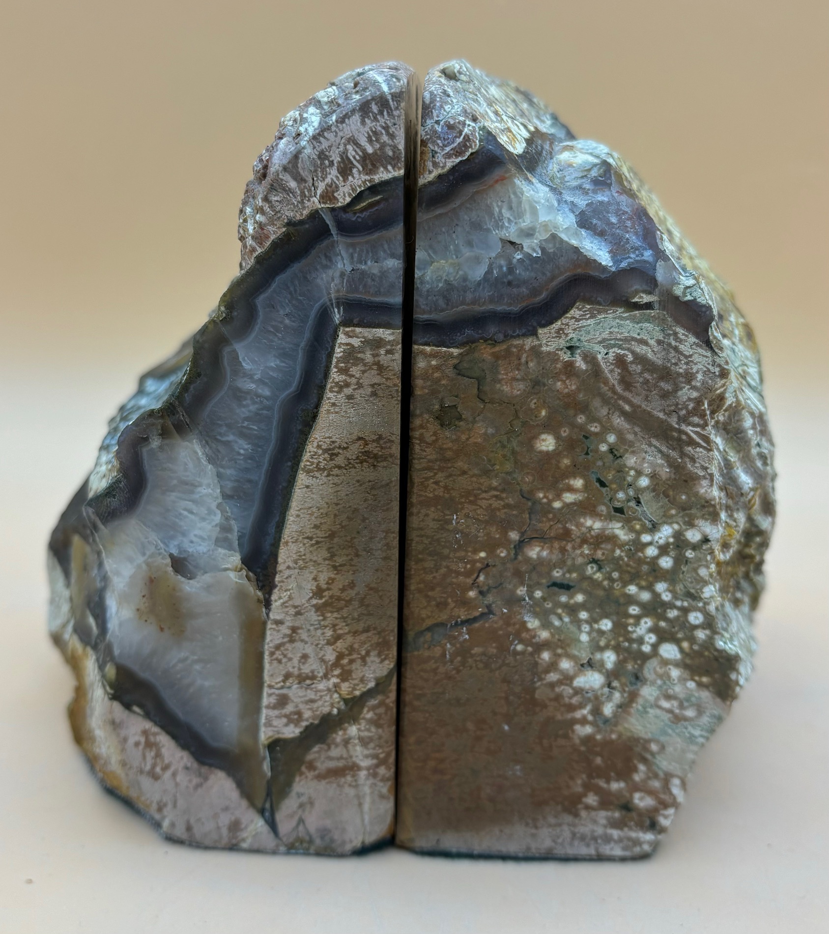 Rhyolith Buchstütze – Bild 2