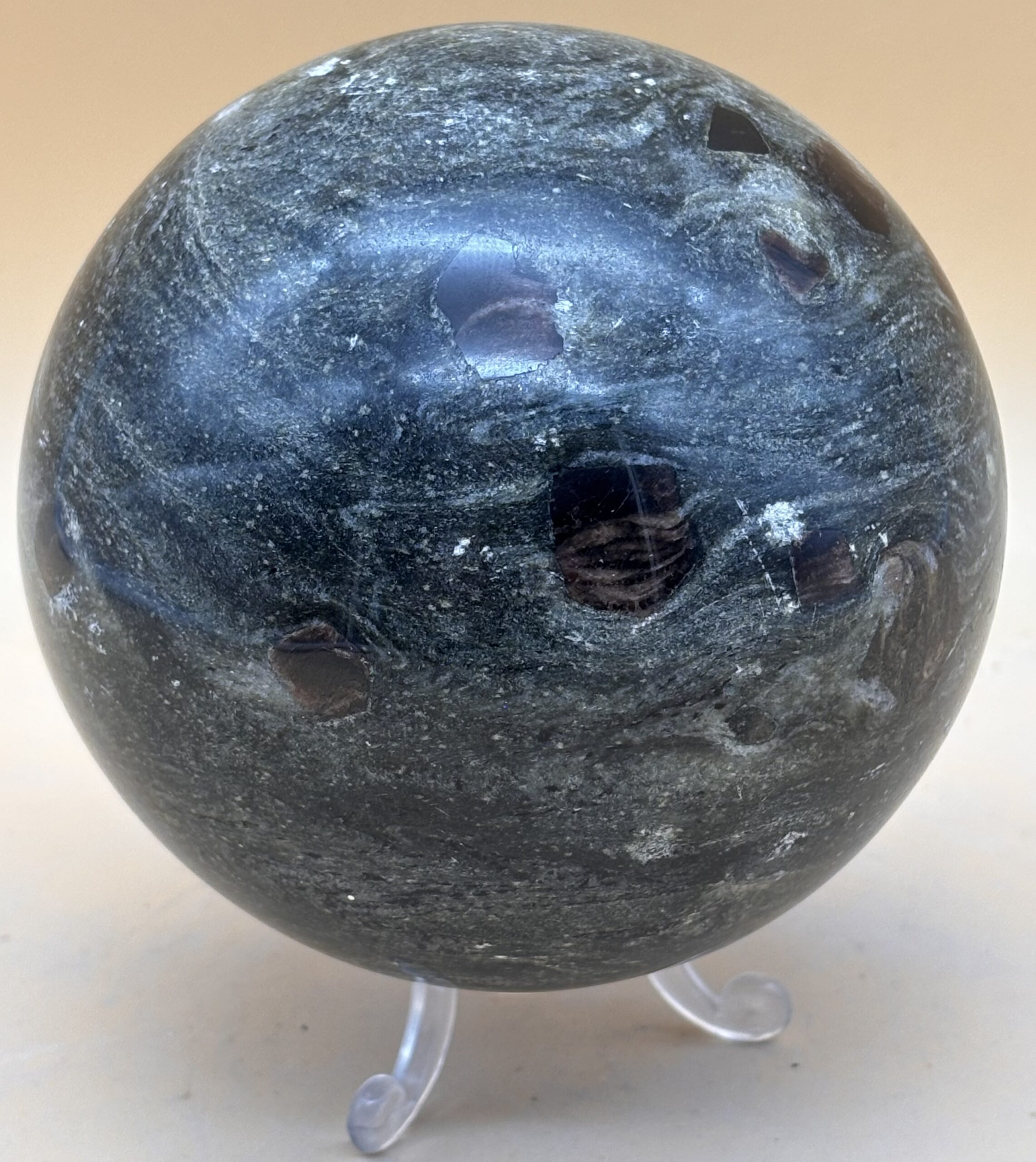 Granatschiefer Kugel – Bild 2